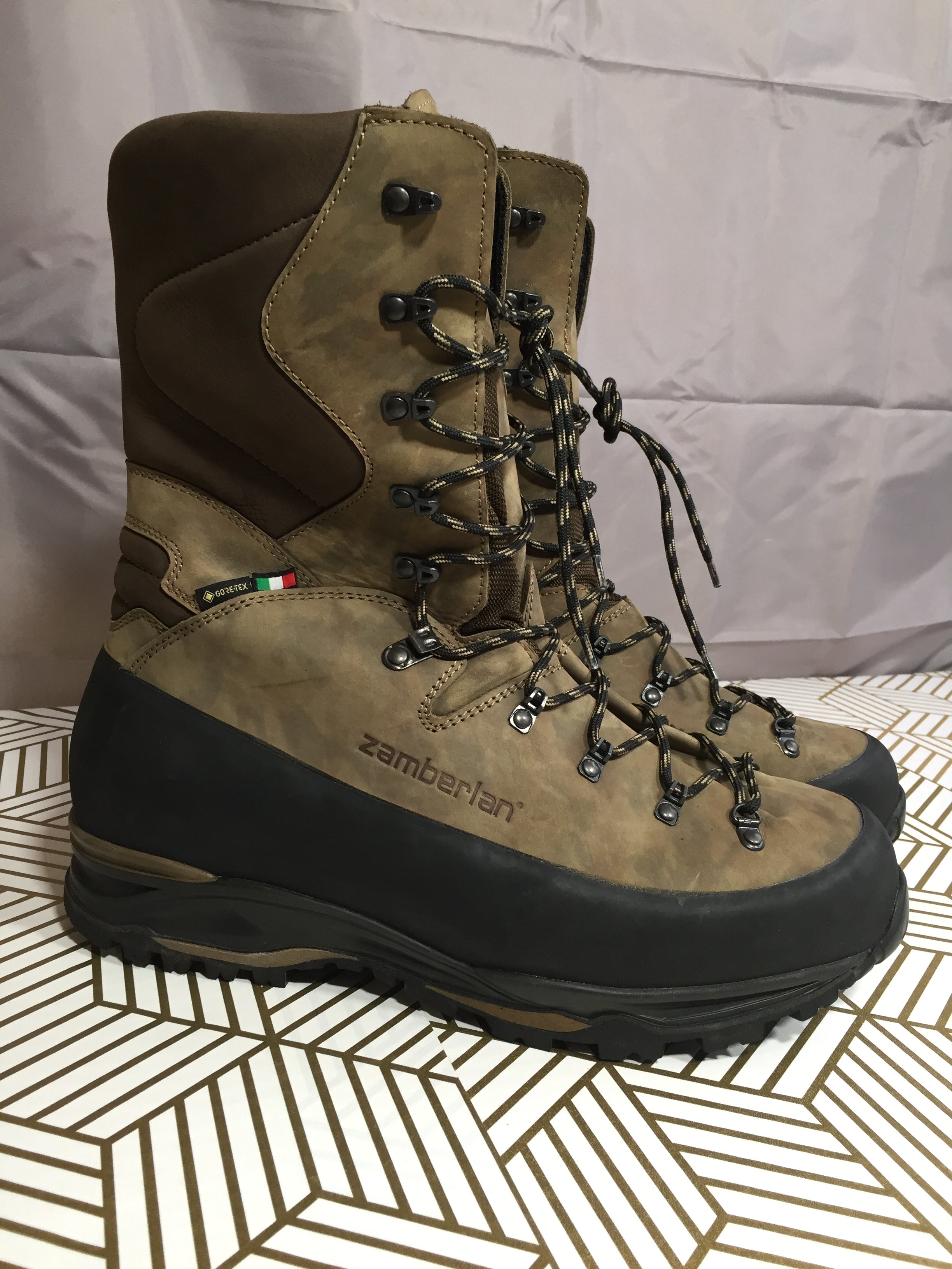 Zamberlan Men's US 14 Italian-Made Hunting/Hiking Boots - NO BOX (8012031688942)